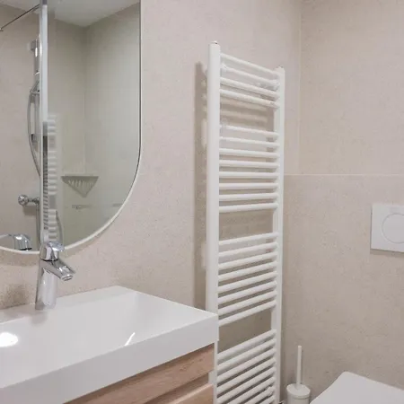 Apartman Sunny With Terrace